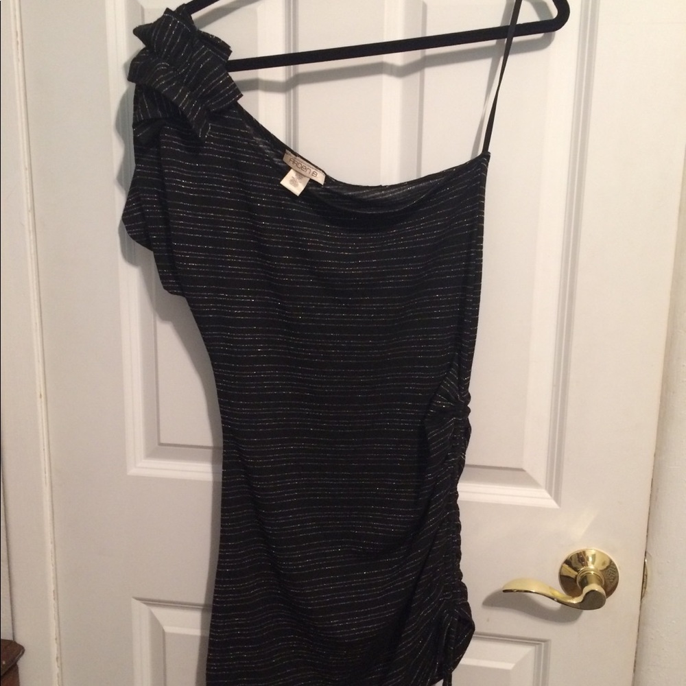 Arden B one shoulder mini dress black & silver